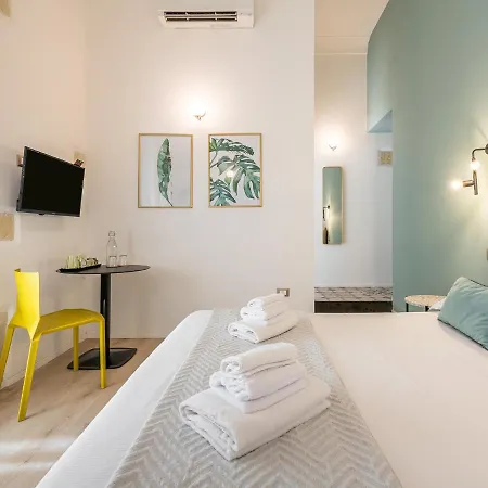 Orma Design - Historic Centre Guest house