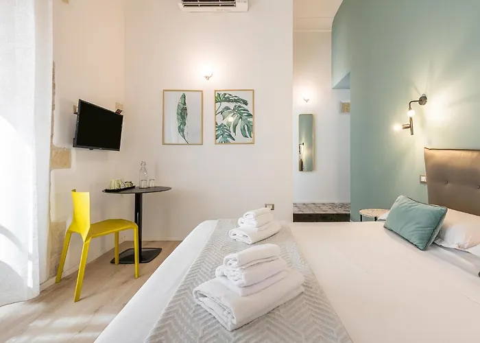 Orma Design - Historic Centre Guest house